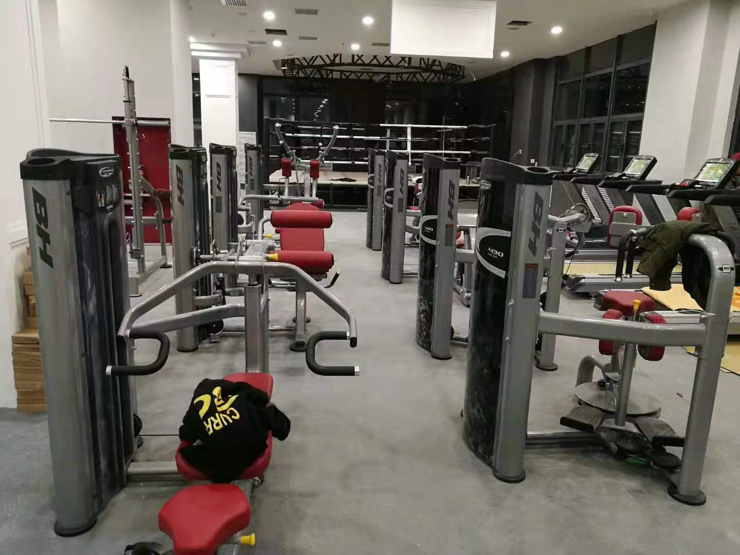 健身房器材 健身房器材