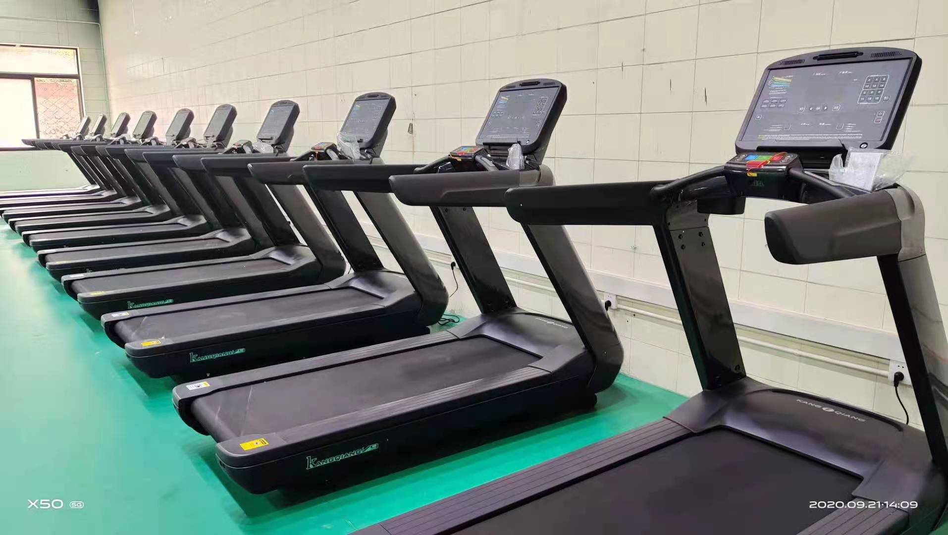 選購跑步機是否越重越好 選購跑步機是否越重越好