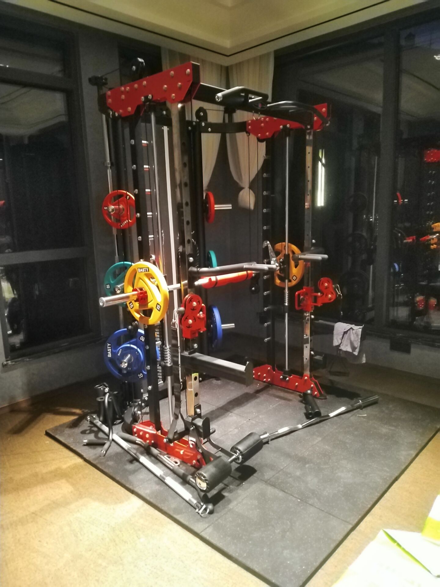 史密斯機(jī)是什么 史密斯機(jī)是什么