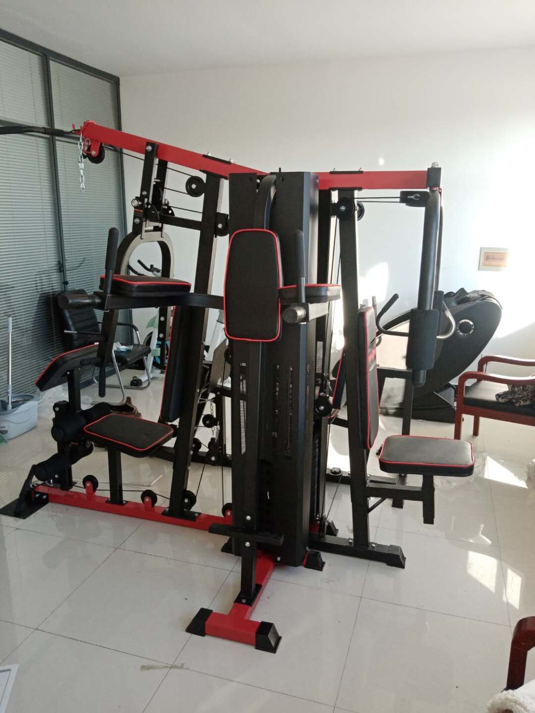 多功能綜合訓(xùn)練器 多功能綜合訓(xùn)練器