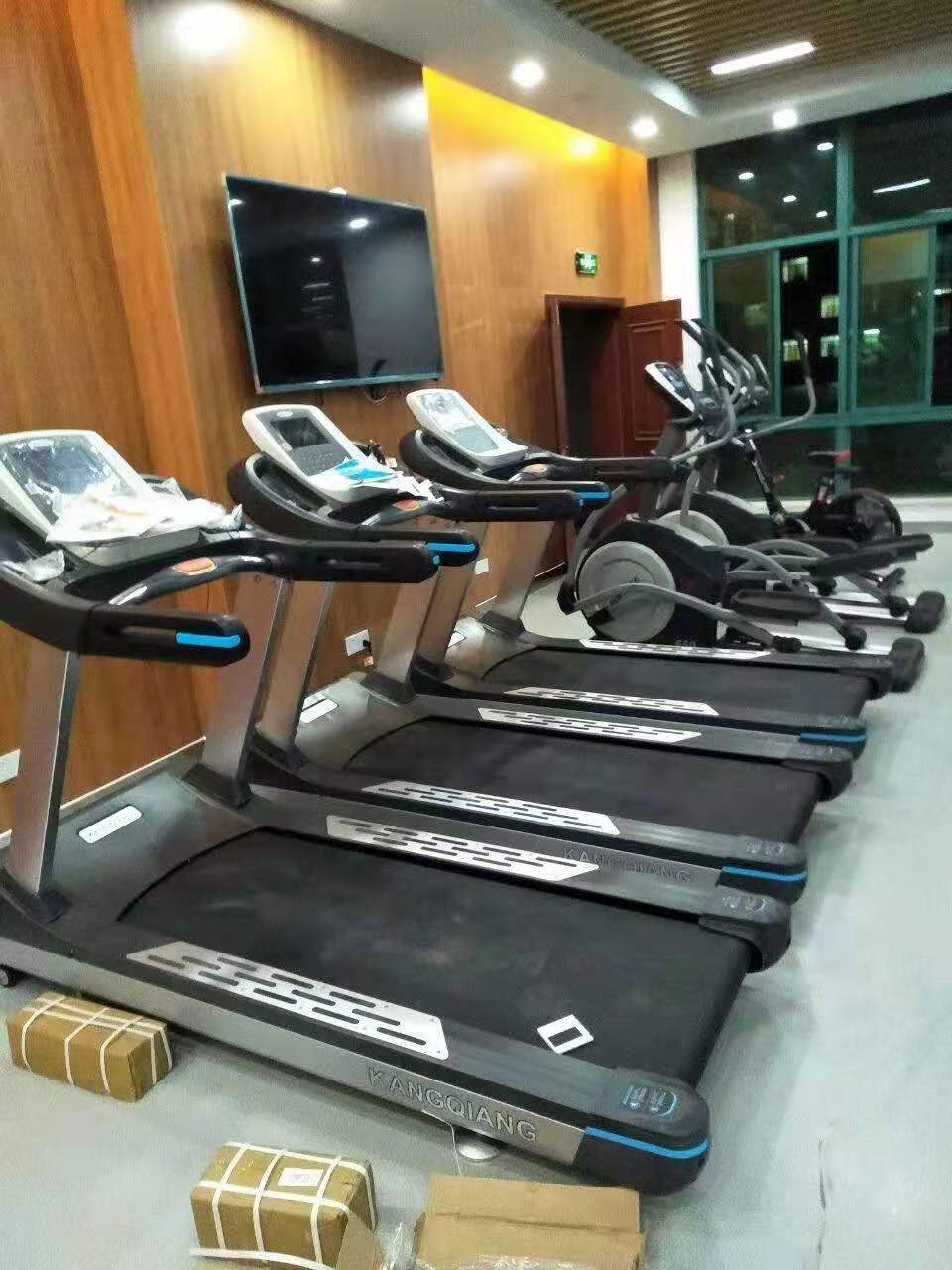 跑步機(jī) 跑步機(jī)