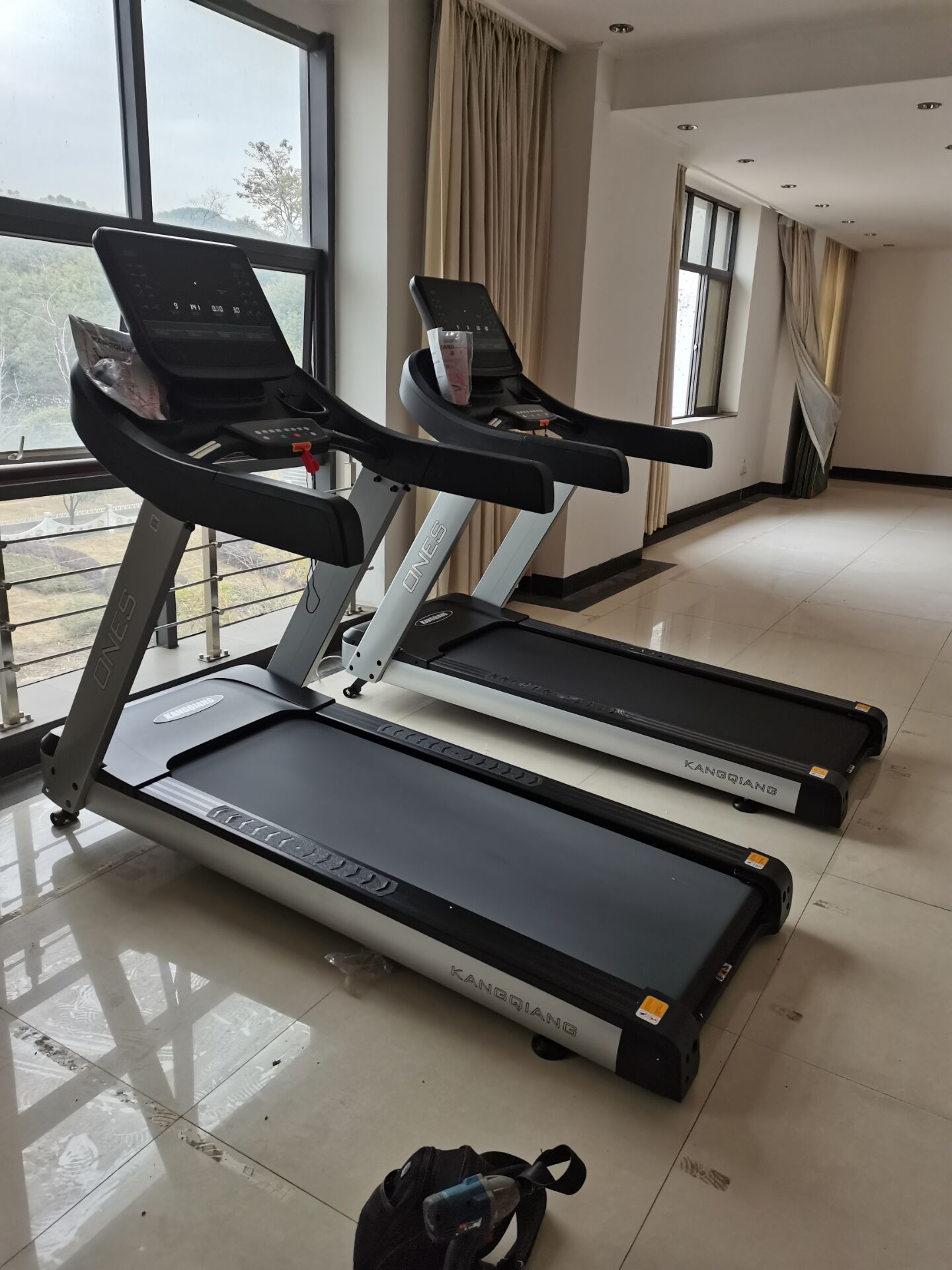 跑步機(jī) 跑步機(jī)