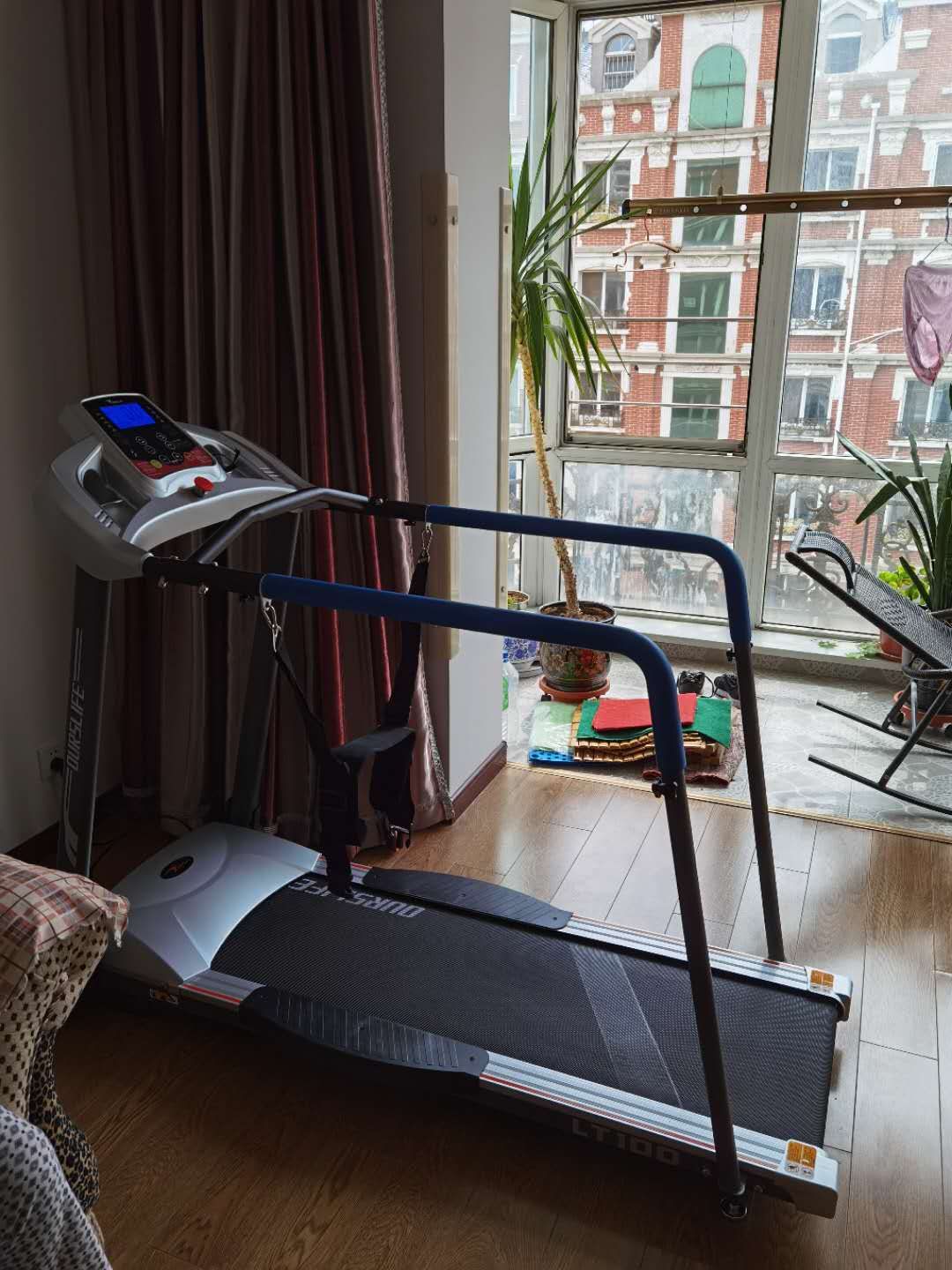 如何正確使用跑步機(jī) 如何正確使用跑步機(jī)