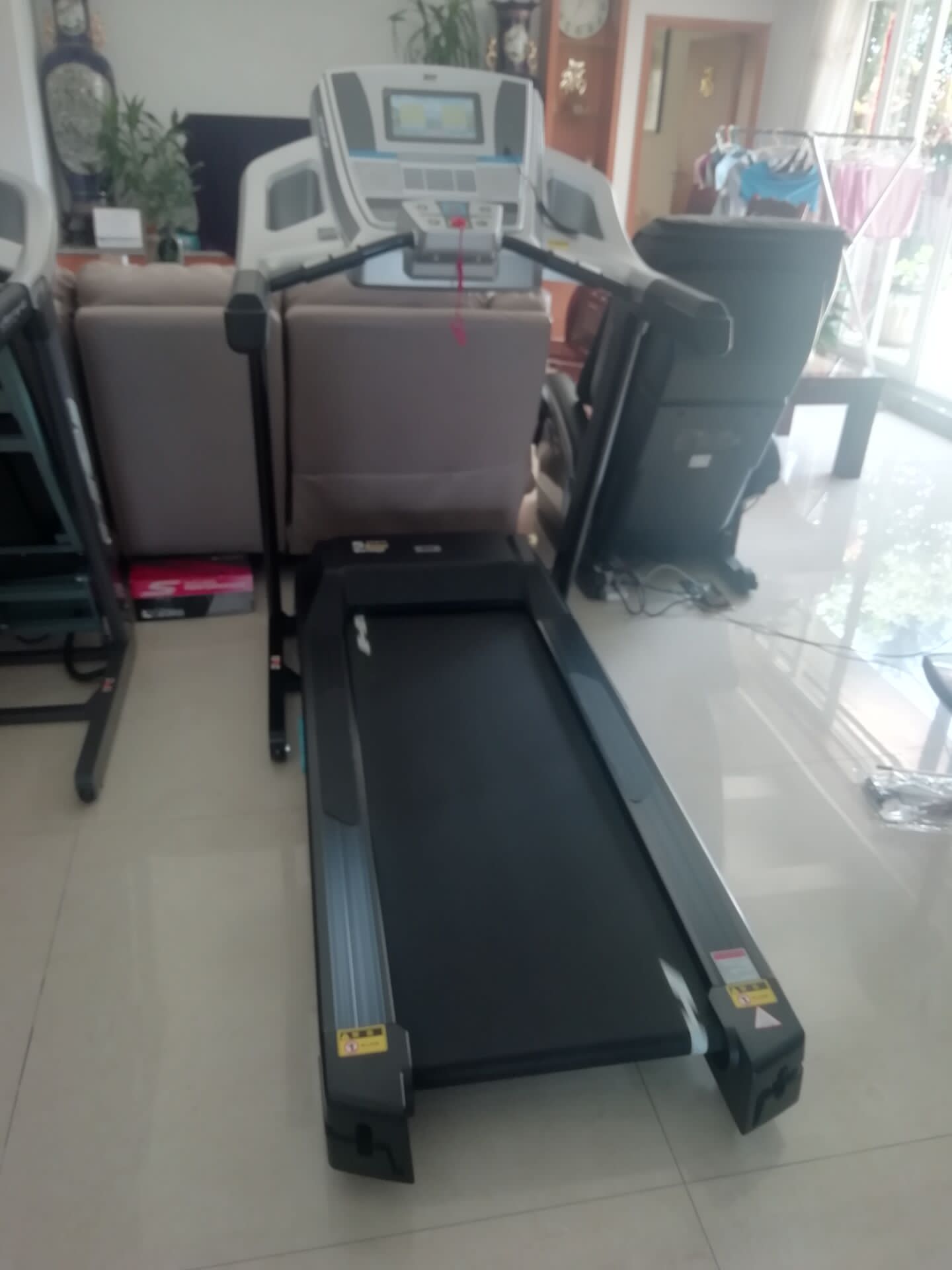 跑步機(jī) 跑步機(jī)