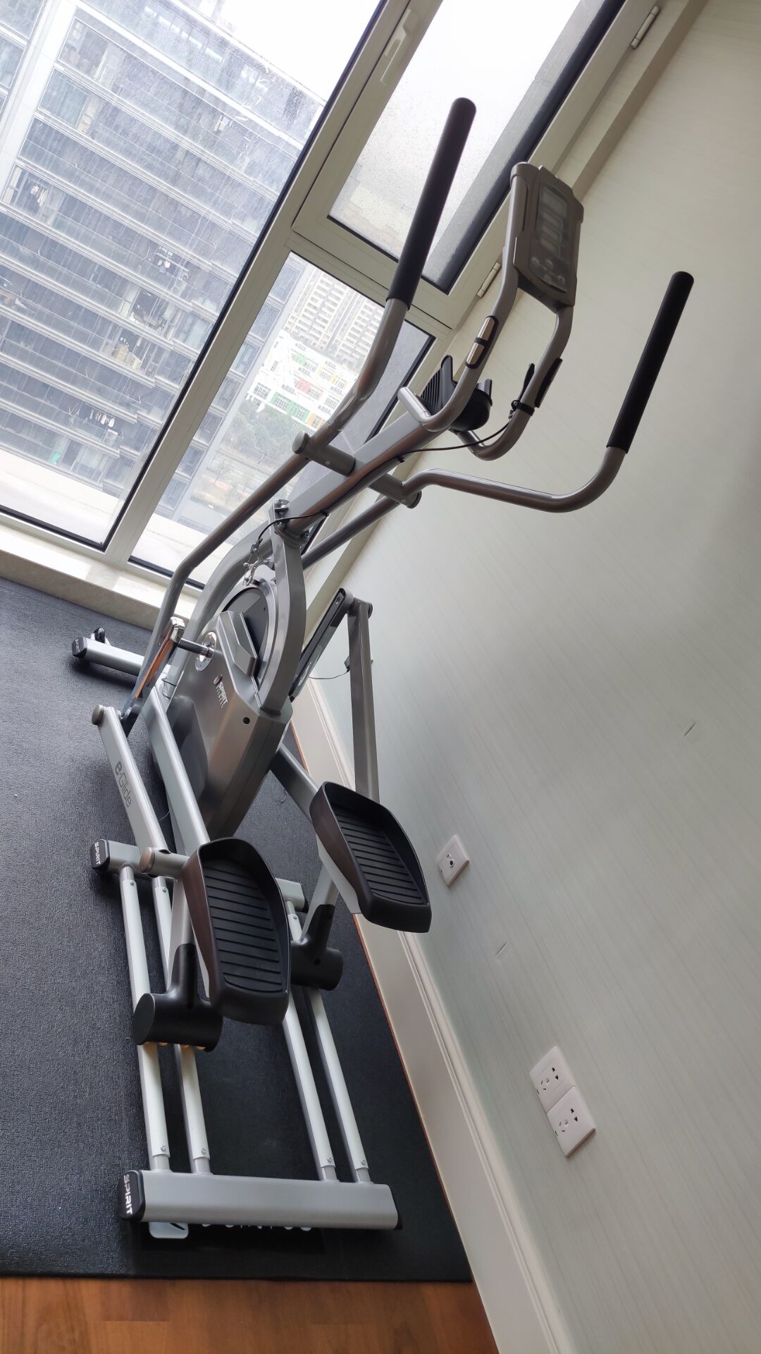 如何使用橢圓機(jī)減肥 如何使用橢圓機(jī)減肥