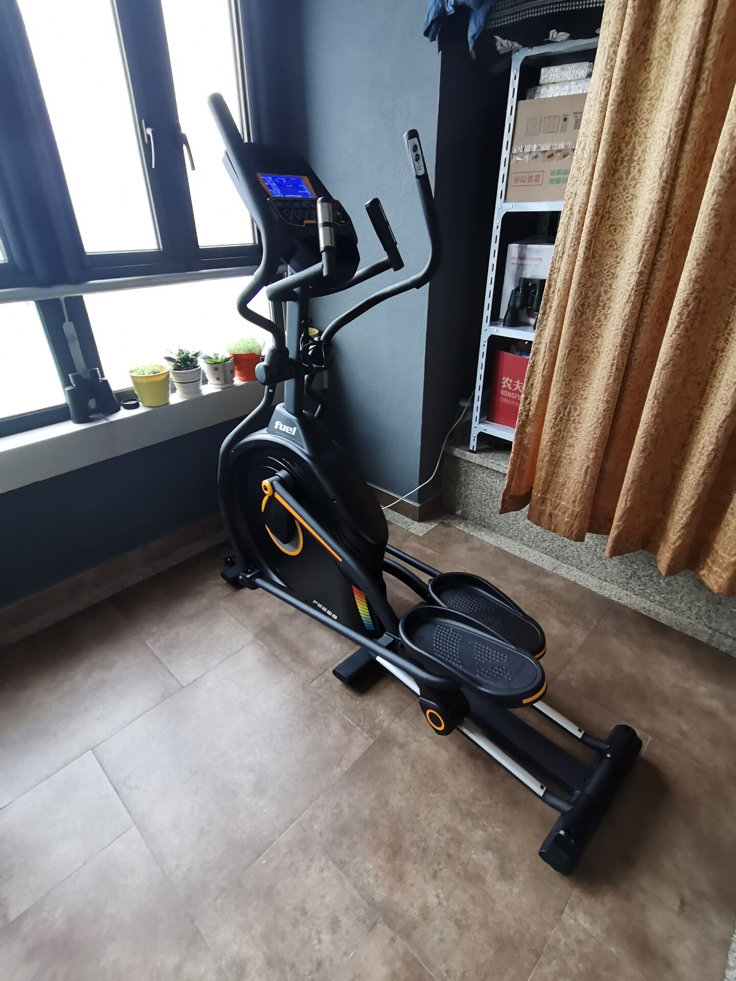 如何使用橢圓機(jī)減肥 如何使用橢圓機(jī)減肥