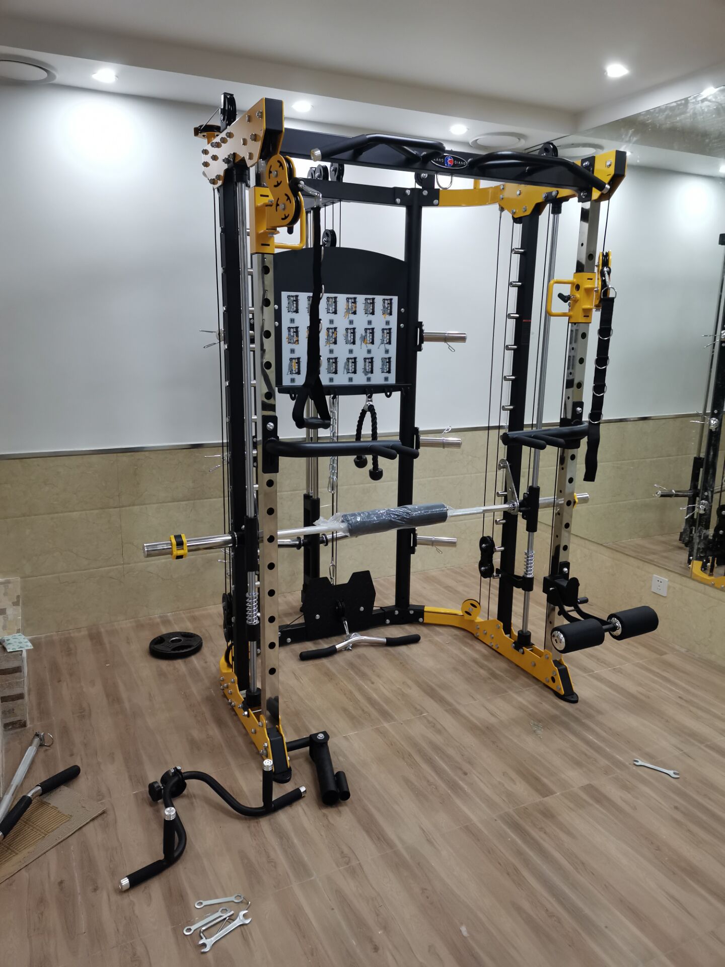 康強史密斯機 康強史密斯機