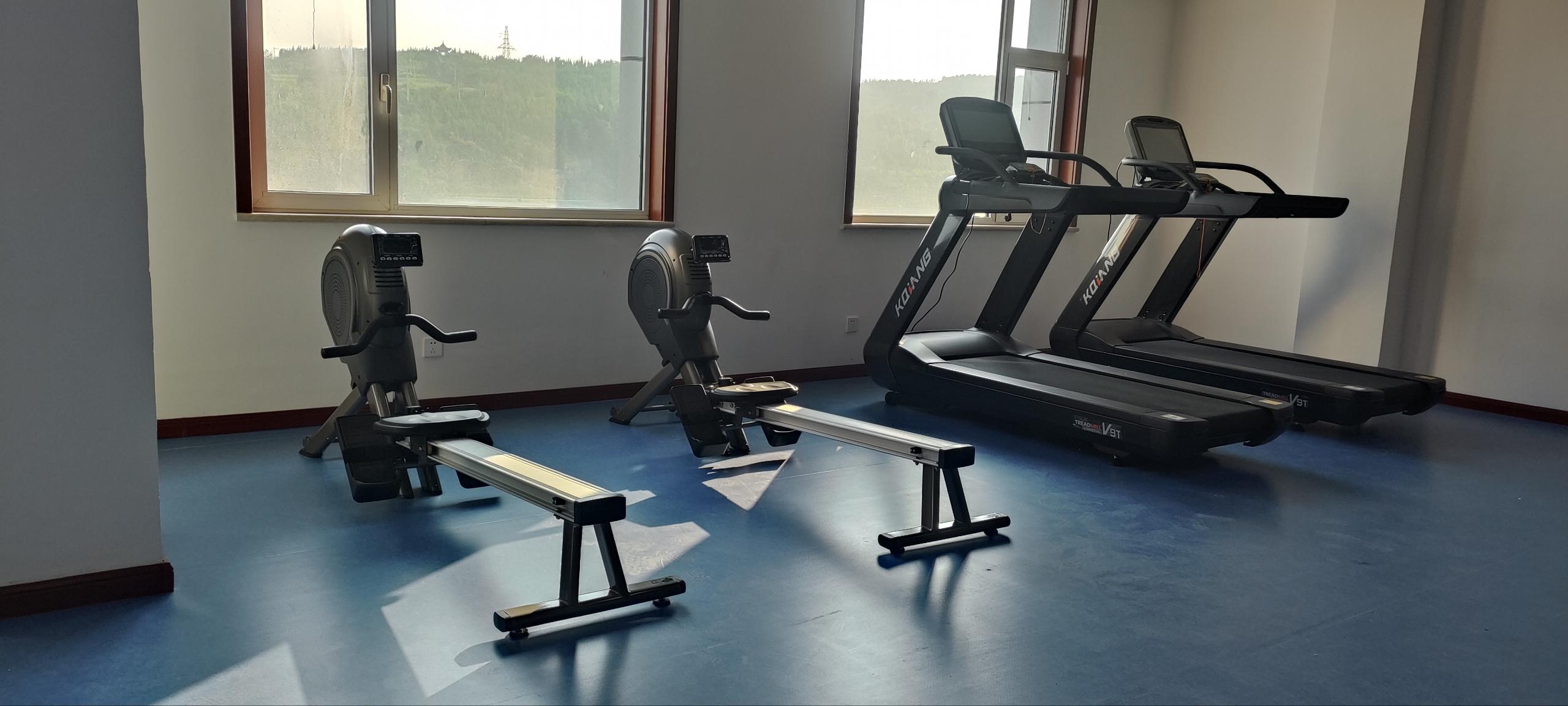 單位健身房器材 單位健身房器材