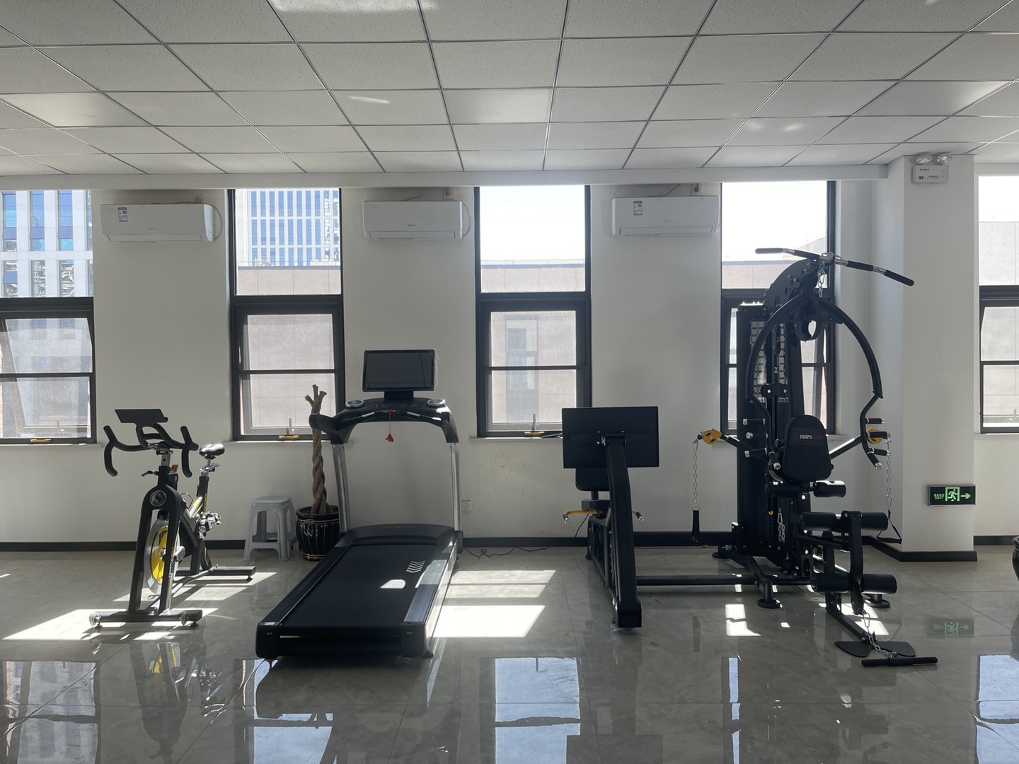 健身器材廠家 健身器材廠家