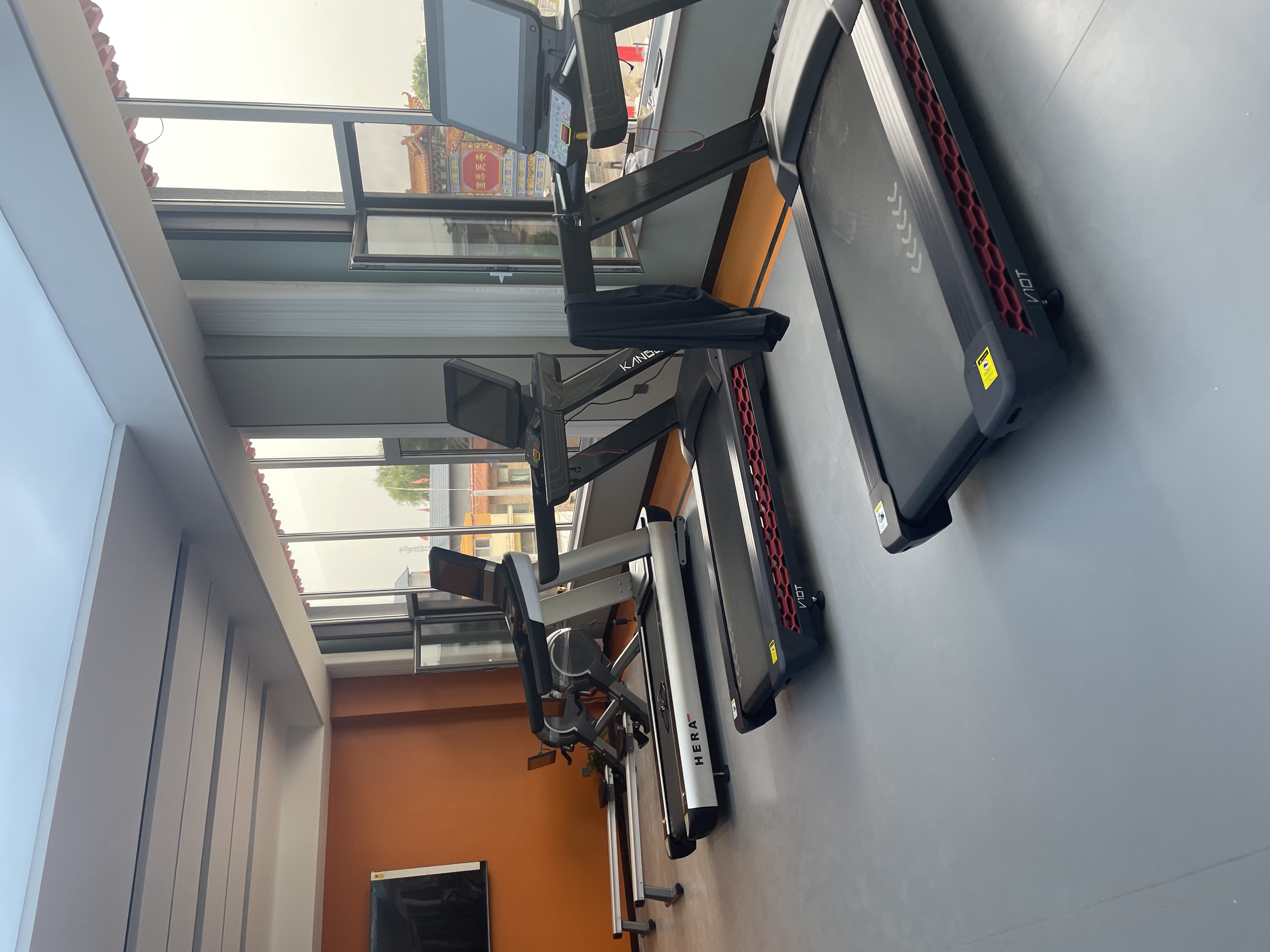 健身房器材供應(yīng)商康強(qiáng)廠家直銷 健身房器材供應(yīng)商康強(qiáng)廠家直銷