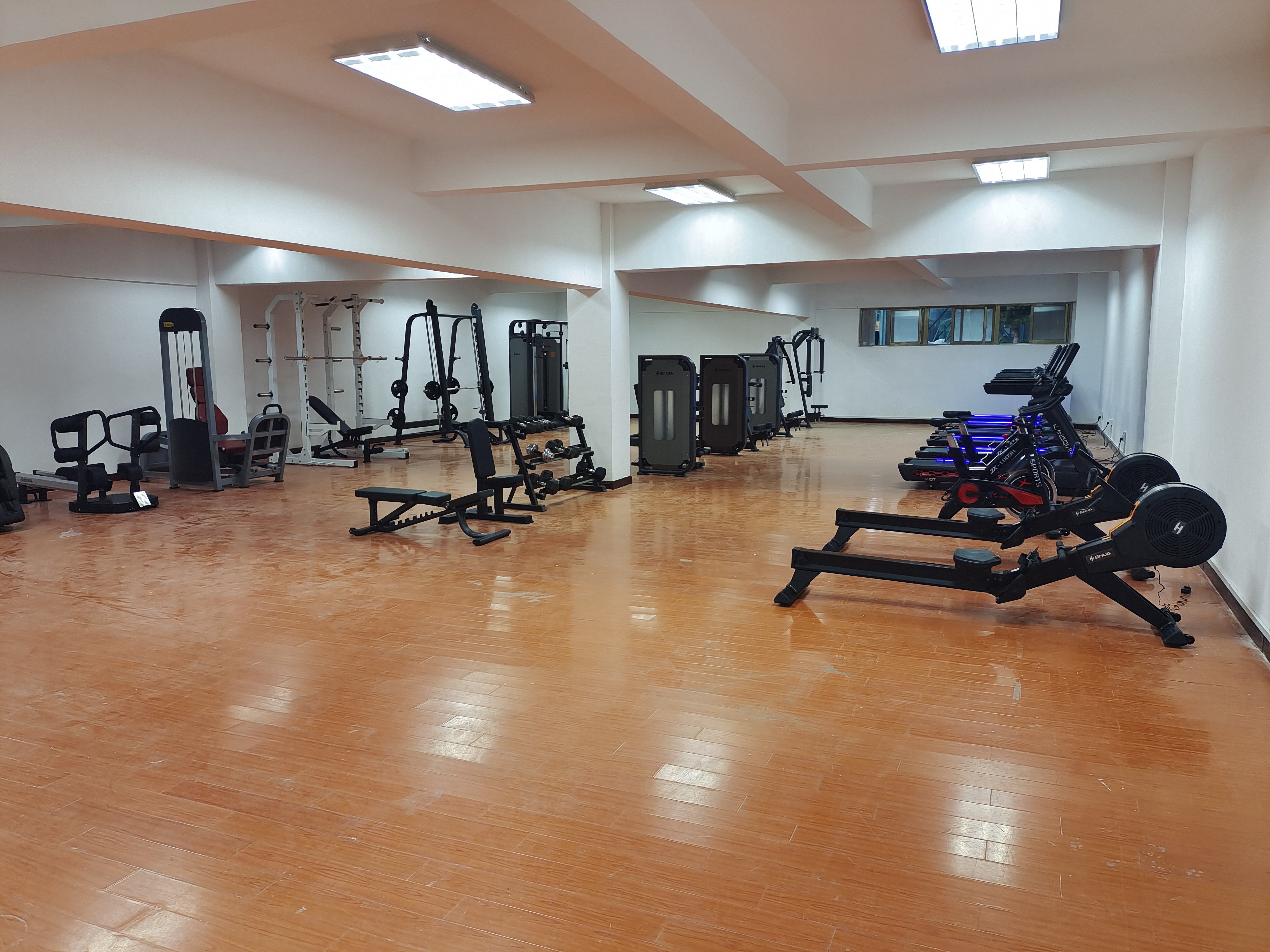 健身房器材供應(yīng)商康強(qiáng)廠家直銷 健身房器材供應(yīng)商康強(qiáng)廠家直銷